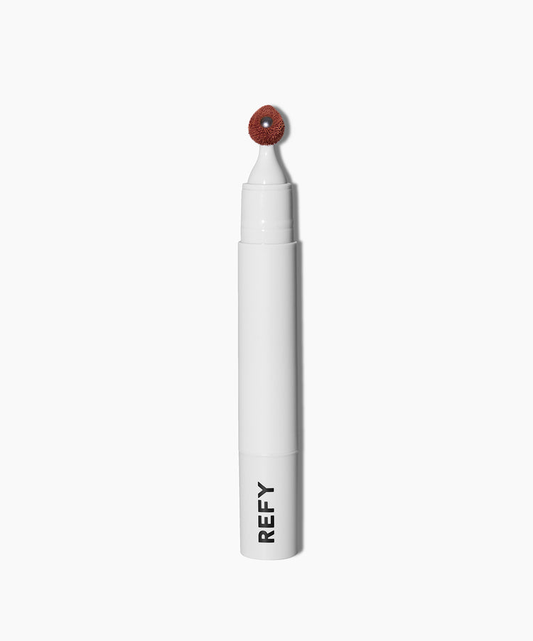 Lip Stick in shade Maple