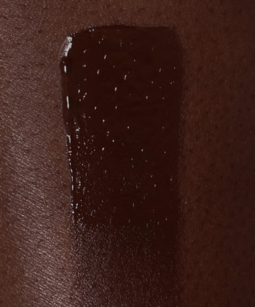 | desc: | text: light Shade 24C on skin