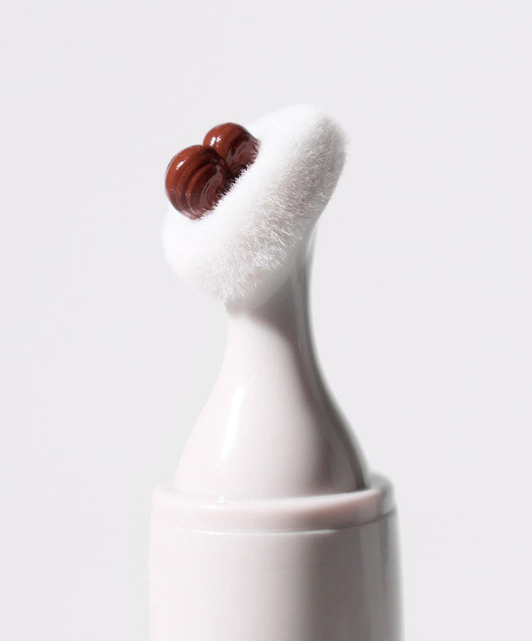 Lip Stick in shade Maple